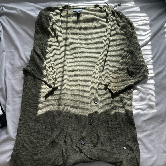 American Eagle Cardigan - Picture 1 of 3
